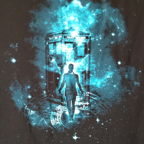 1 Tee Fury Doctor Who TARDIS short sleeve shirt, L - Picture 2 of 4